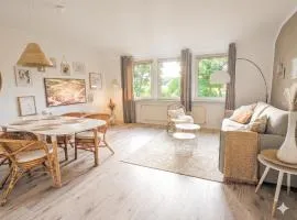 INIKAMA - Bohemian Apartment im Grünen