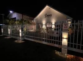 Snowy Lodge, fully airconditioned & luxurious apartments