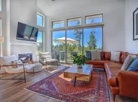 Luxury WP Mtn Cabin, Free Shuttle, Views & Garage
