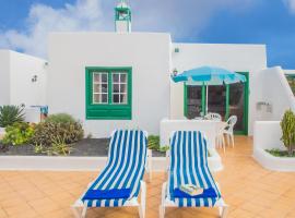 Apartamentos Sal y Mar, self catering accommodation in Puerto del Carmen