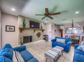 CW C102 The Iron Cactus Condo on the Comal