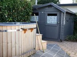 Knus Relaxchalet met Privé Hottub