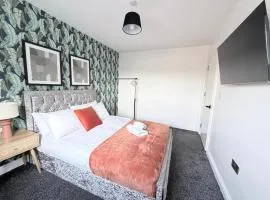 Soothing Stay Near Shopping and City Centres