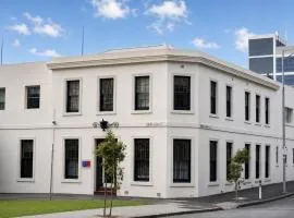 King St - Affordable Central City Room