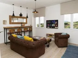 Tramontana · 2BR · Pool · Terrace · Views