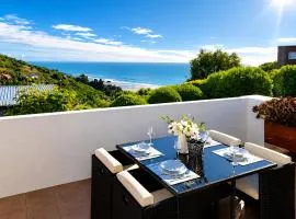 SEAS THE DAY - Coastal Retreat w Sauna & Beach Gear