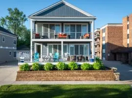 Luxury Harbor View Home in the Heart of Downtown