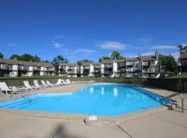Bent Tree Condo - Private Beach, Swimming Pool, Tennis Courts & More
