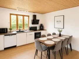 The Storks - Cozy 3 bedroom property in Odense - Full Kitchen - 2026 renovated - Free Parking