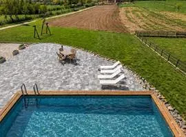 Stunning Home In Gospic