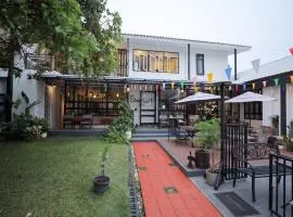 Sherloft Home & Hostel
