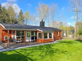 Gorgeous Home In Ansager With Wifi