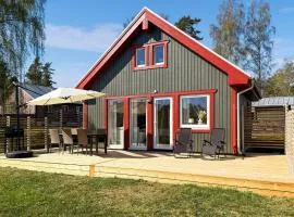 3 Bedroom Lovely Home In Löttorp