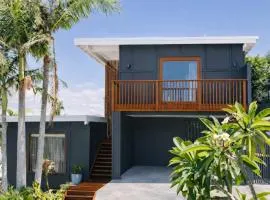 BAY PROPERTIES . The Chill