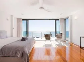 Spectacular Panoramic Oceanview House in Seacliff