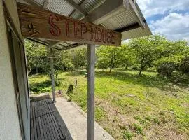 萩 川沿いの一棟貸し宿 Step House