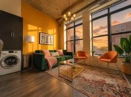 Spacious 2BR Vacation Rental with City View, Optional Parking and Gym Near McCormick Place & Downtown Chicago Attractions