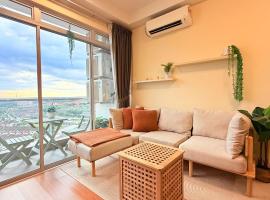 KULAI IOI MALL D'Putra Suites Near JPO Senai Airport, Hotel in Kampong Saleng