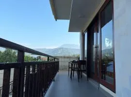 Qiana House