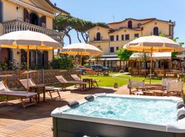 Hotel Virginia, hotel a Marina di Massa