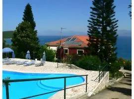 Apraos Bay Hotel