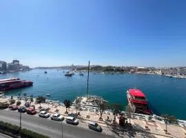 Sliema 3BDR Flat with Seaview and Jacuzzi by PMI Malta