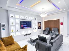 Fhemfel Luxury Apartment, hotel sa Rubuchi