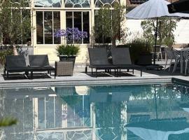 Boutique hotel Het Bloemenhof, hotel en Dudzele