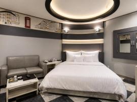Hive Hotel, hotel a Tongduch'ŏn