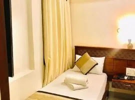 ROYAL RESIDENCY Ac