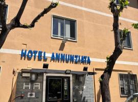 Hotel Annunziata, hotel em Massa
