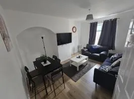 Spacious 4 Bedroom House in Dagenham