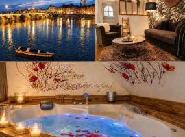 Séjour détente au cœur de MÂCON spa,ciné,bouteille offerte, Hotel in Mâcon
