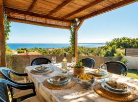 AMBRA - Casa Vista Mare, hotell i San Teodoro