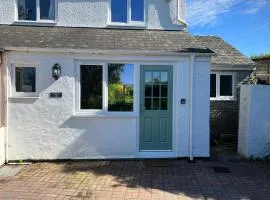 Elder Cottage Studio