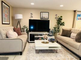 Well-Appointed and Cozy Studio with Parking, Hotel in Ardsley