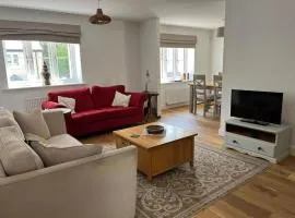Apartment Sleeps 4 with Parking