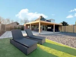 Vakantiehuis Stavenisse met hottub en omheinde tuin
