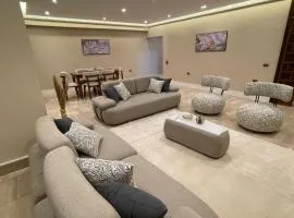 holiday home zamalek 3BR 03