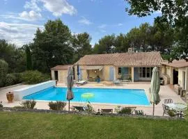 Spacious Family Villa with Swimming Pool and Large Garden I Provence