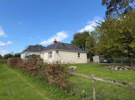 Top Cottage, Charming Country cottage near St Andrews, khách sạn ở Cupar