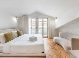 Luxury Duplex Apartment with terrace by Perpetual Relax