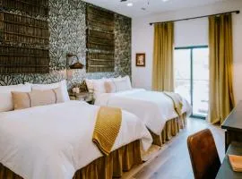 Lazy Spur Suite at Gaines Ranch on the Square