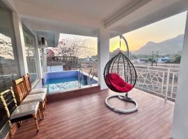 Avera luxurious stay, Hotel in Igatpuri