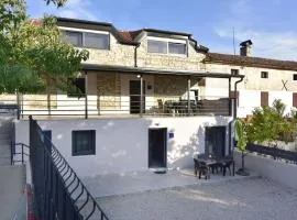 Apartment Wohnung Fenix 2 by Interhome
