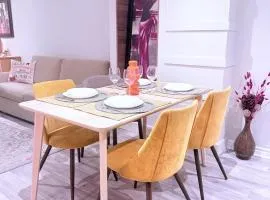 Large Private Suit With Free Parking