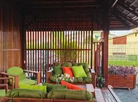 Work- Friendly 1- Bedroom Apt- Kitchen & AC