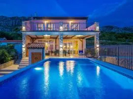 Holiday Home Meerblick Ferienvilla Haus Lucija mit Pool by Interhome
