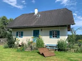 Holiday Home Kellerstöckl am veganen Bio-Lebenshof - Varm - the vegan Farm by Interhome