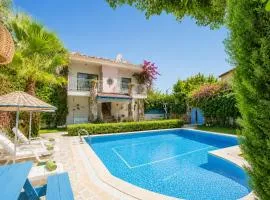 Villa Garden Island